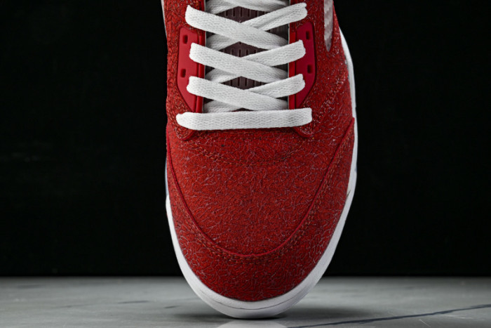 Jordan 5 style HQ7978-600