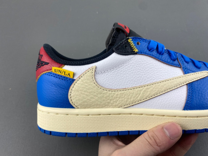 Travis Scott x Air Jordan 1 Low OG DM7866-1111