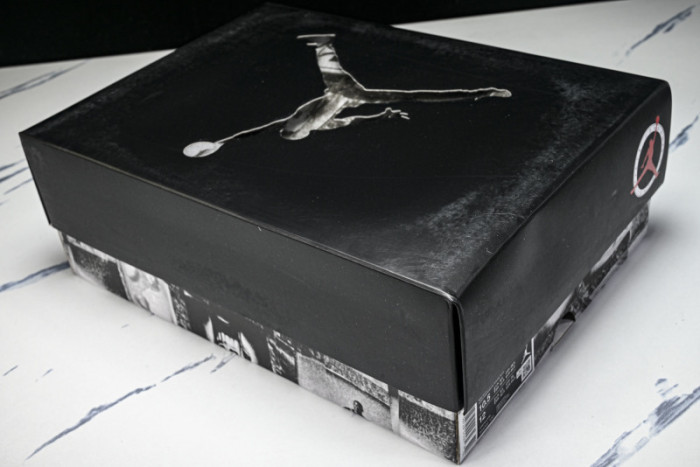 Air Jordan 4“Flight Club” IM4002-100