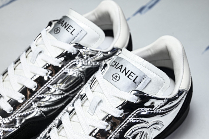 CN LOW TOP TRAINER CC SNEAKERS 21010934