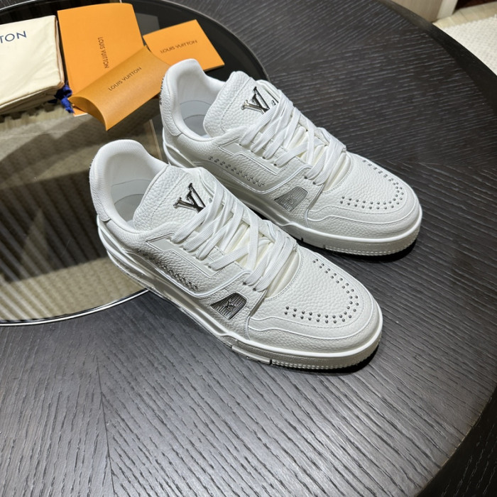 LOVT SNEAKER lv-205