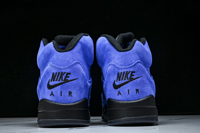 AIR JORDAN 5 RETRO Blue Suede DD0587-400