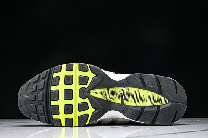 Nike Air Max 95 OG Reverse Gradient Neon HM4738 001