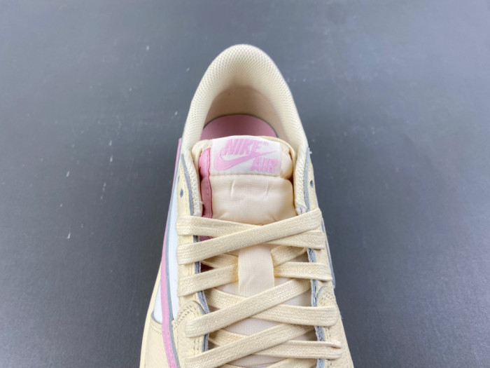 Travis Scott x Air Jordan 1 Low OG IQ7604-100