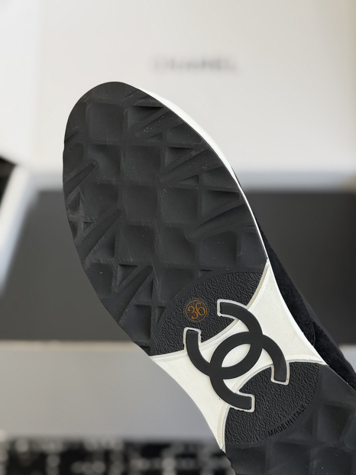 CN LOW TOP TRAINER CC SNEAKERS 21010939