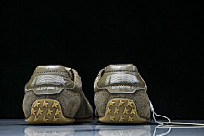 GGDB SNEAKERS 120248