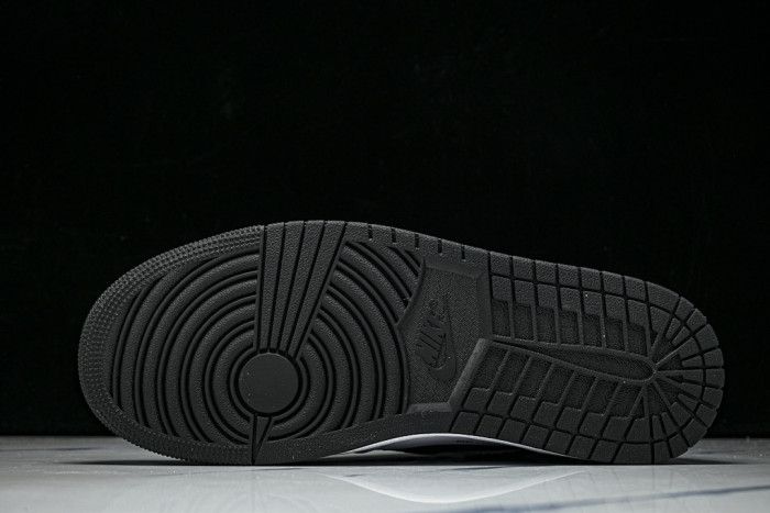 fragment Design x Union x Air Jordan 1 II7282-100