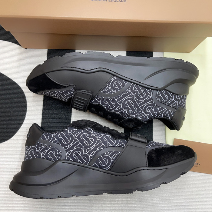 BUBERY SNEAKER