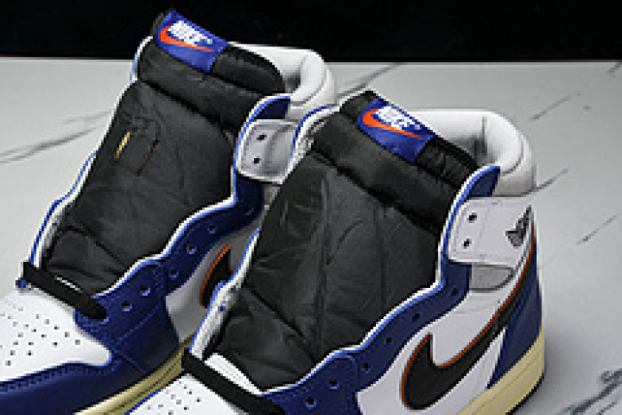 Air Jordan 1 High OG Rare Air “Deep Royal Blue” DZ5485-100