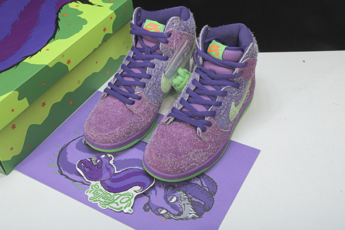 nike sb dunk high reverse skunk 420 cw9971-500