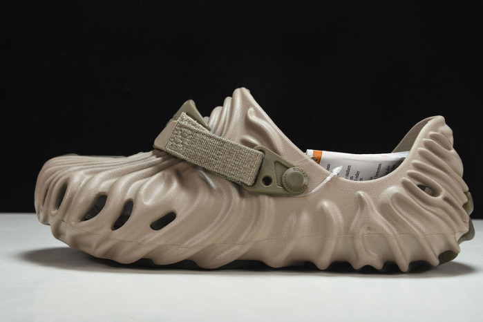 Cr0c5 pollex clog by salehe bembury menemsha cp-2