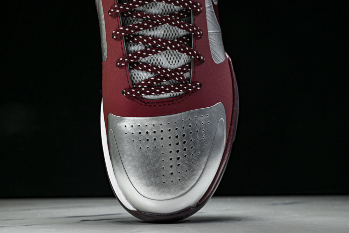 Nike Kobe 5 Protro “ Lower Merion Aces ” IM0557-001