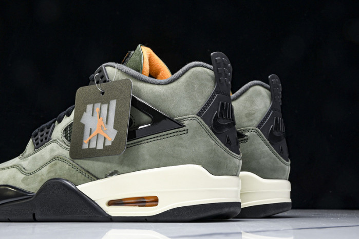 （2025）UNDEFEATED x Air Jordan 4 OG IB1519-200