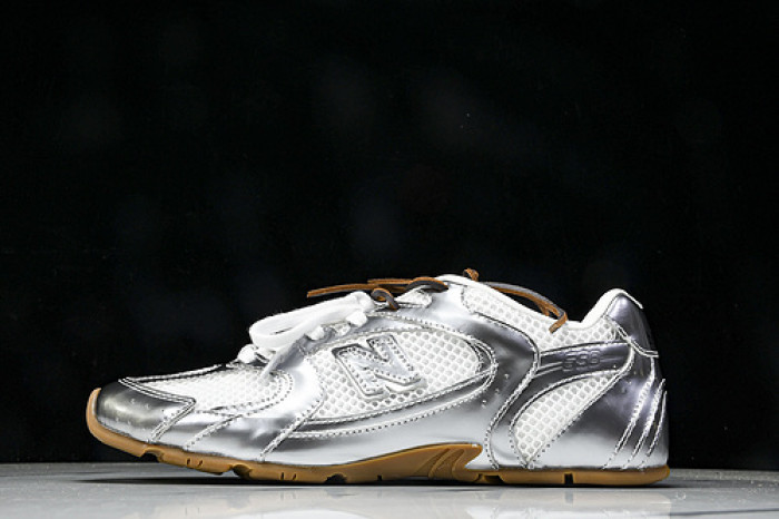 New Balance MIU NB5304