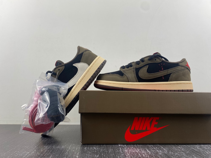 (kids)travis scott x air jordan 1 low