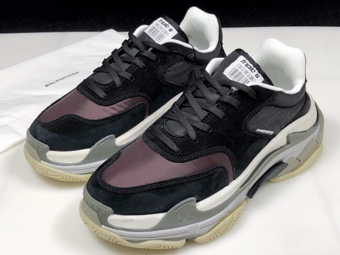 bl triple s