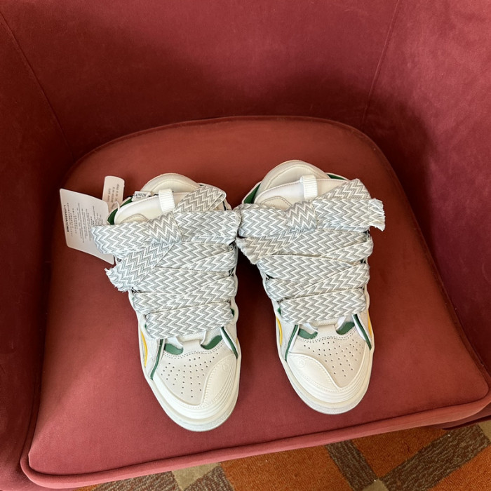 Lanu1n curb sneaker 111214