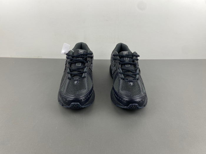 New Balance 1906R Black Metallic Silver M1906RJB