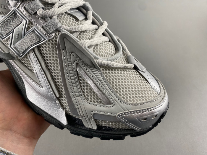 new Ba1an*e u1906aaf