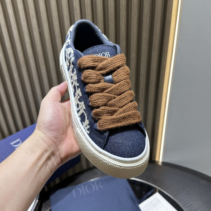 DR B33 LOW-TOP SNEAKERS DR-109