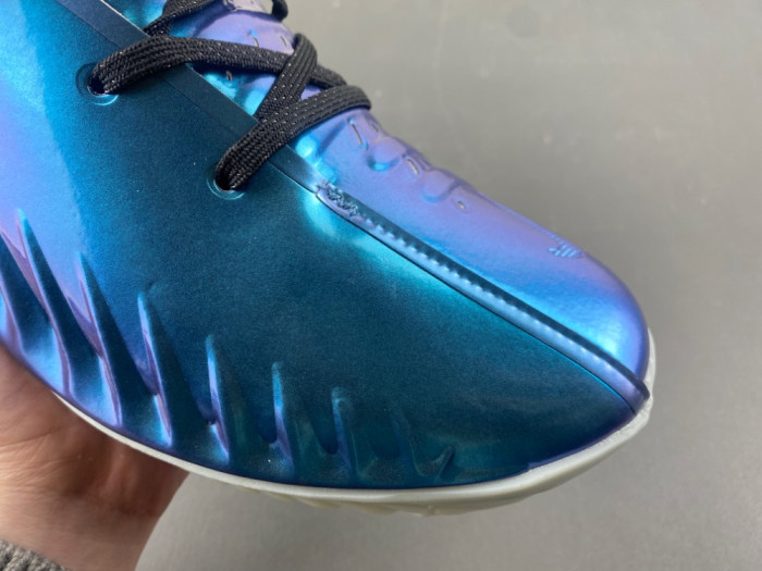 PAIGE BUECKERS-Nike GT Cut 4 lQ2606-500