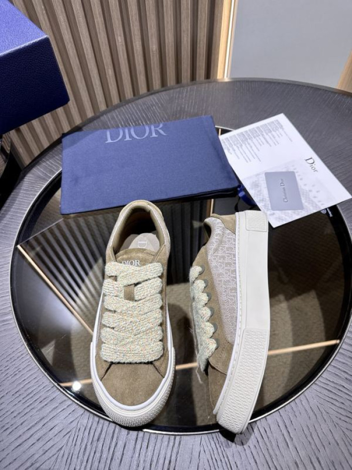 DR B33 LOW-TOP SNEAKERS DR-135