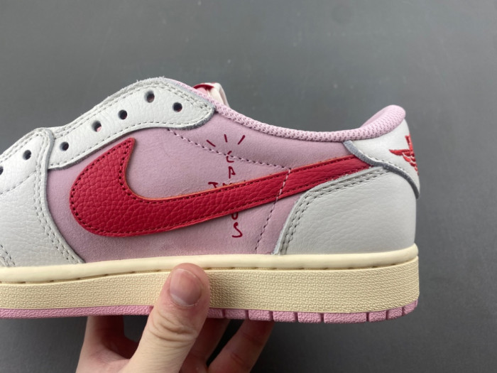 Travis Scott × AJ1 Low "Shy Pink" IQ7604-101