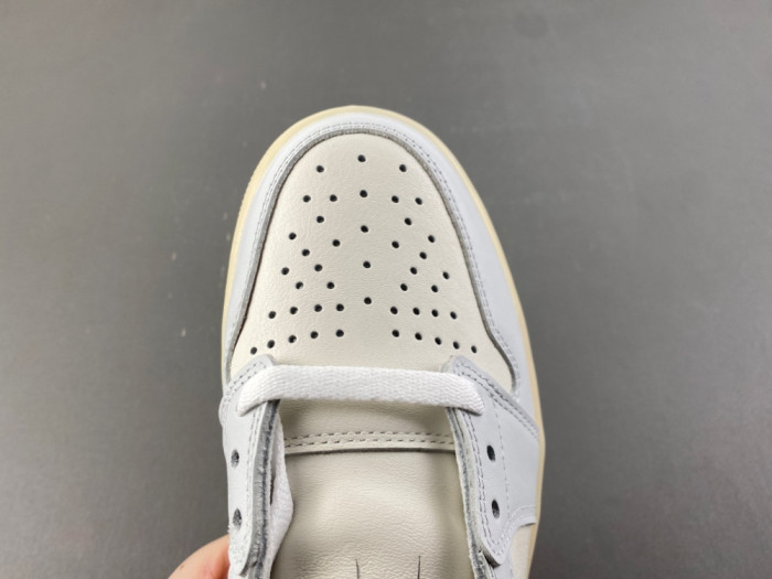 Air Jordan 1 IF4391-100