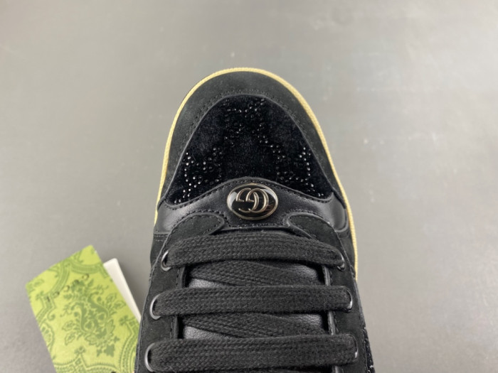 LOW-TOP SNEAKER 90656