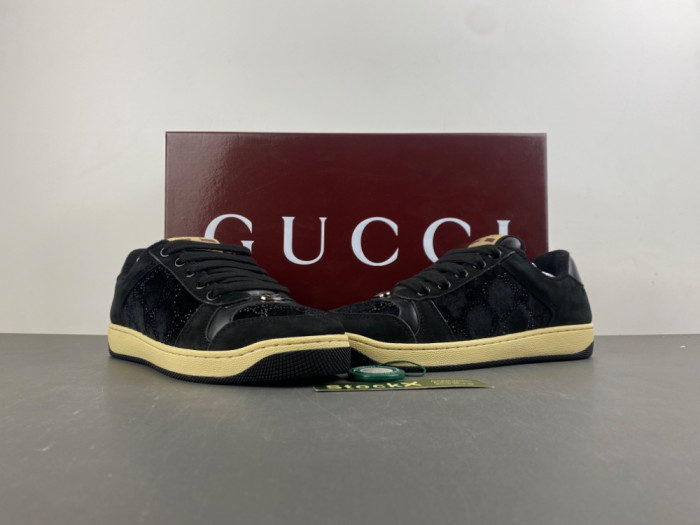 LOW-TOP SNEAKER 90656